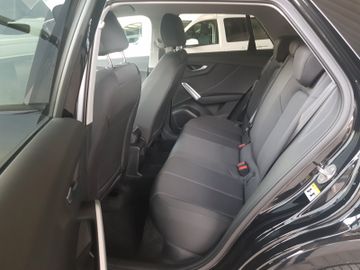 Fahrzeugabbildung Audi Q2 35 TFSI S tronic advanced