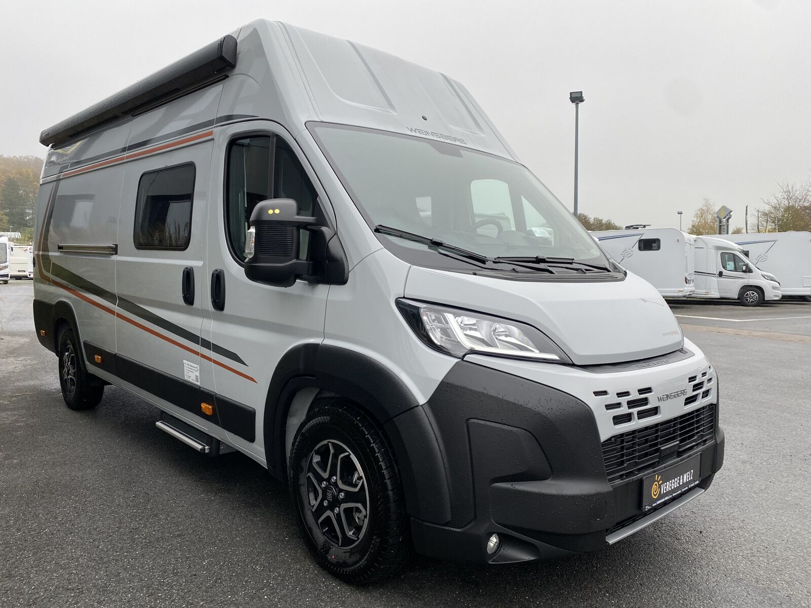 Fahrzeugabbildung Weinsberg CaraBus EDITION FIRE 630 MEG 180PS, 4000kg, Auto