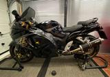 Suzuki GSX 1300 R Hayabusa  - SUZUKI GSX R