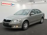 Skoda Octavia Lim. 1.6 AAC SHZ Tempo PDC - Skoda Octavia mit Benzin-Antrieb: Limousine, 1.6
