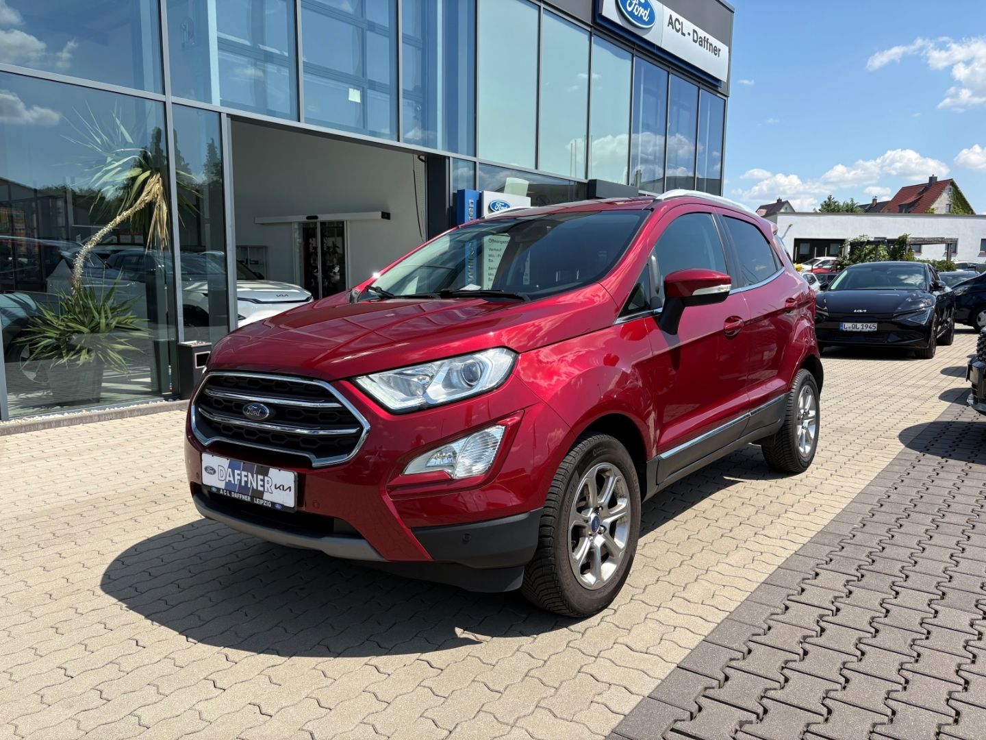 Fahrzeugabbildung Ford EcoSport Titanium Kamera SHZ Navi Klima Tempomat