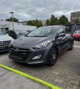 Hyundai i30 cw blue Trend - Hyundai i30 Gebrauchtwagen in Ludwigshafen