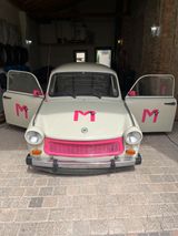 Trabant Deluxe G 601 beige Oldtimer Kaross... - Trabant 601 mit Benzin-Antrieb: Limousine, Deluxe