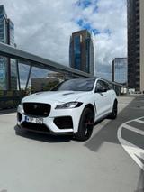 Jaguar F-Pace SVR AWD Automatik - Jaguar F-Pace Svr mit Benzin-Antrieb