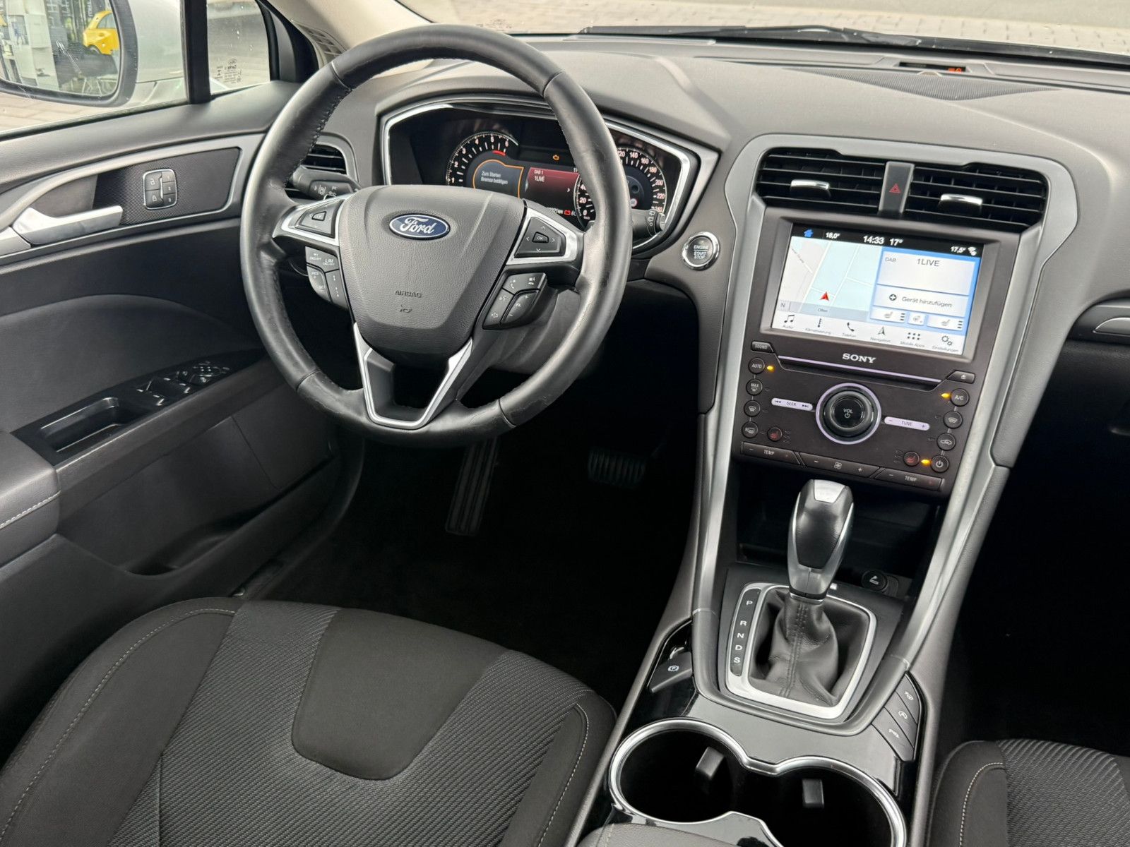 Fahrzeugabbildung Ford Mondeo Turnier Titanium NAVI KLIMA LED PDC AHK