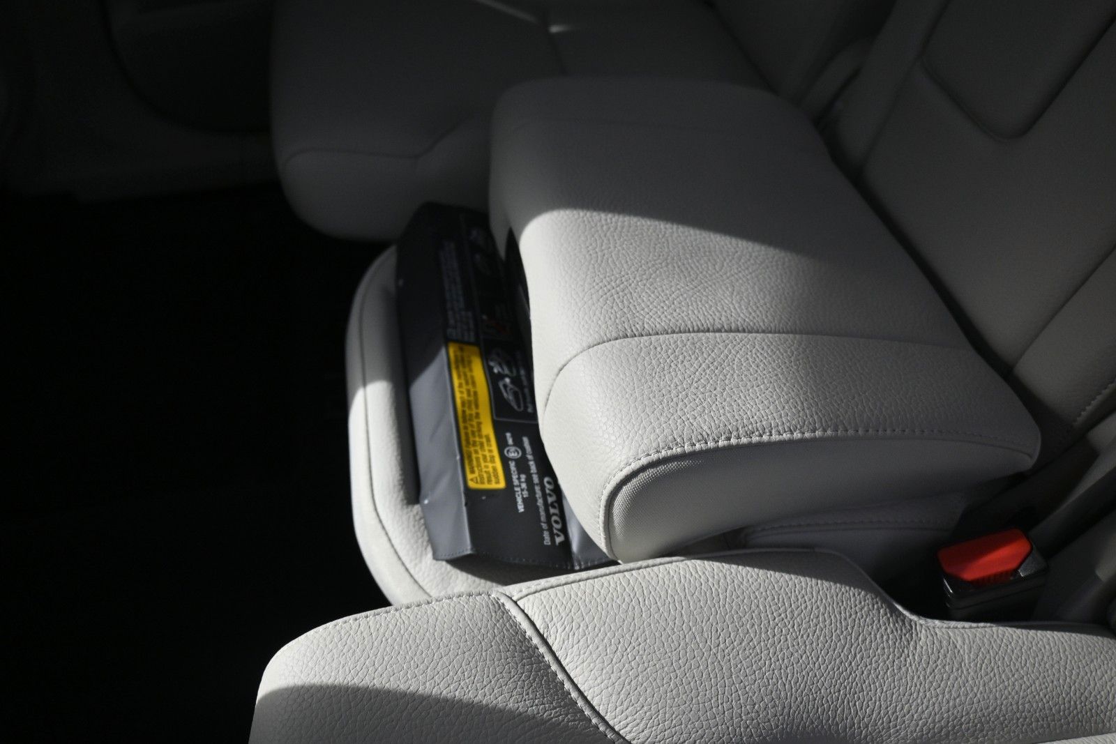 Fahrzeugabbildung Volvo XC90B5 D Plus Bright AWD*360°*Alarm*FSHZG*STHZG*