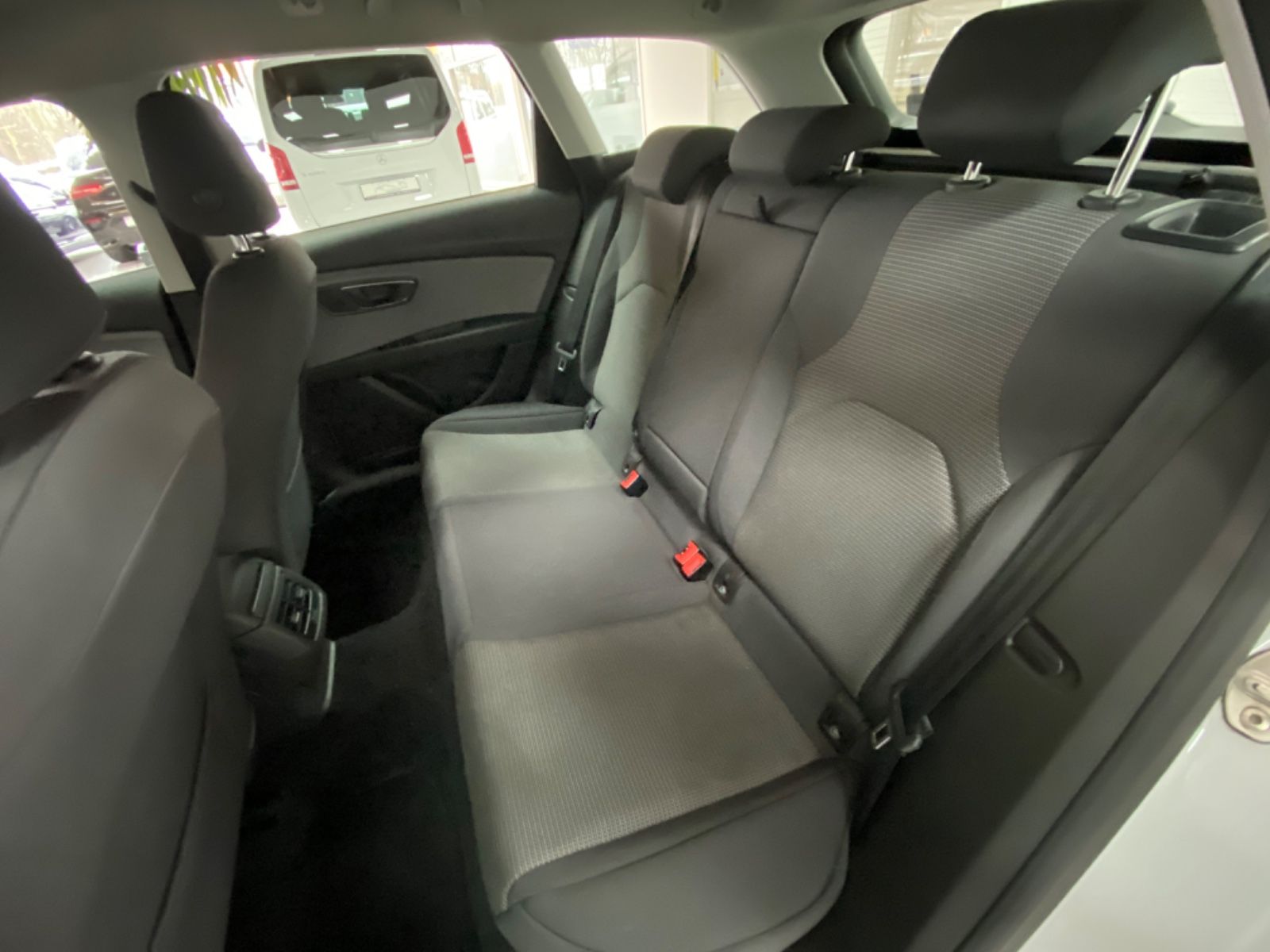 Fahrzeugabbildung SEAT Leon ST Style