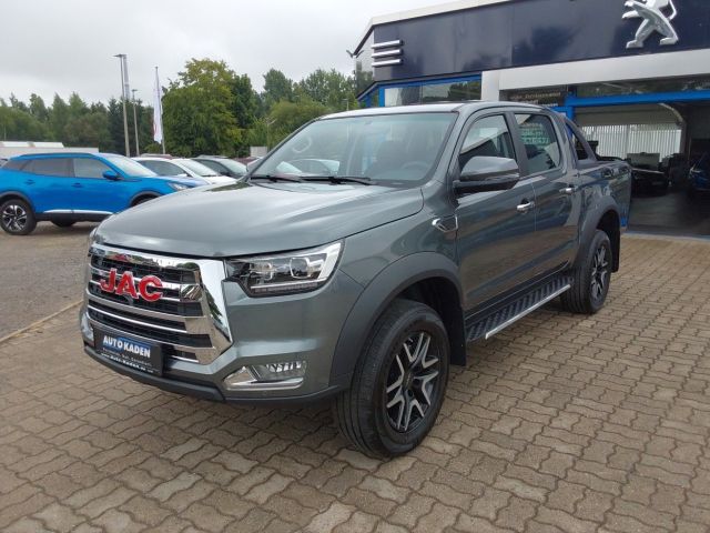 JAC 8 Pro DOKA  4x4