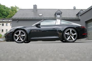 Porsche 992 Targa 4*Sportabgas,BOSE,U-FREI,Approved0726