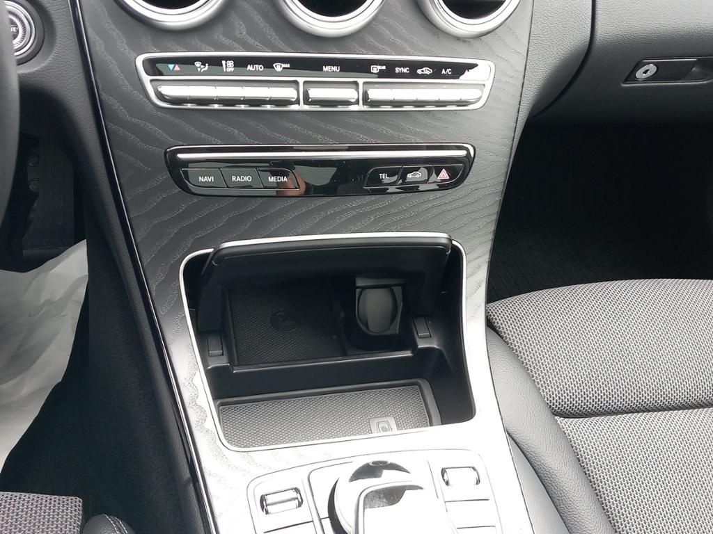 Fahrzeugabbildung Mercedes-Benz C 220 d 4MATIC T-Modell Panorama-Dach*Kamera*LED