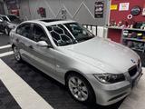 BMW 320i - BMW 320 aus 2005: 320i