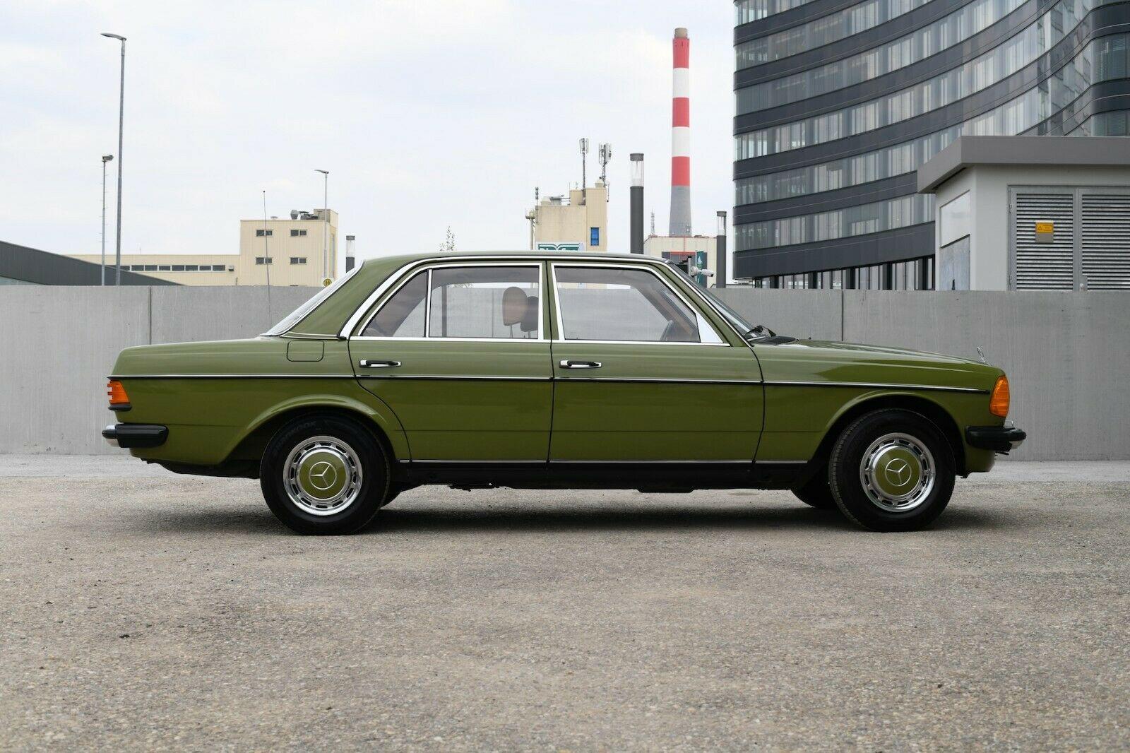 Mercedes-Benz W123 200