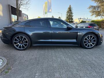 2020 Porsche TAYCAN 照片 4