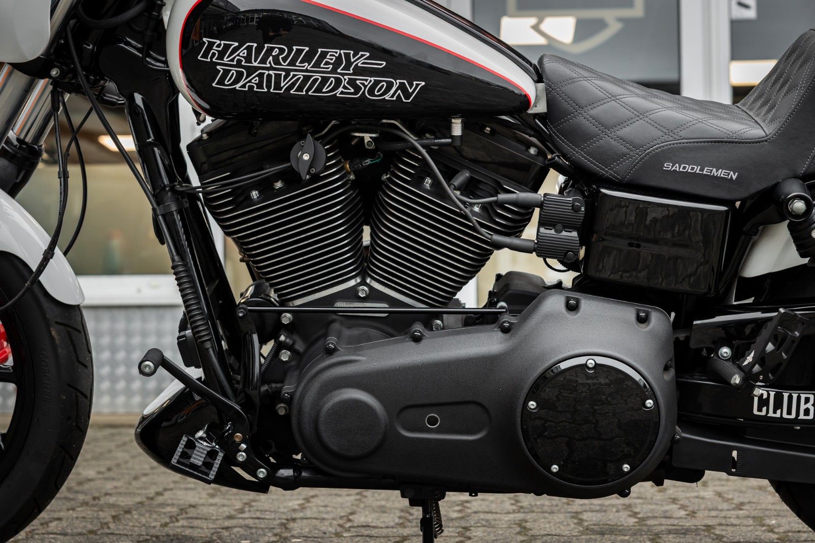 Fahrzeugabbildung Harley-Davidson FXDLS DYNA LOW RIDER S 110cui  - CLUBSTYLE -