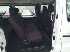 Fahrzeugabbildung Trafic Combi L1H1 2,7t Expression 1.6 dCi 120 9