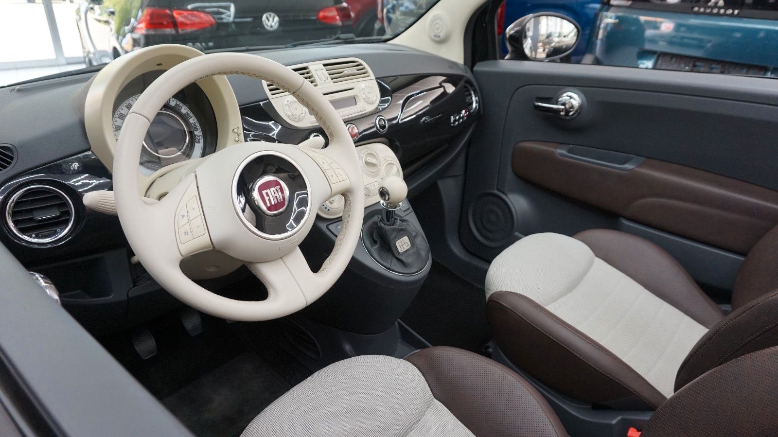 Fahrzeugabbildung Fiat 500 Lounge Cabrio  Scheckh. gepfl. TÜV neu