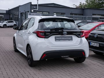 Toyota Yaris - 4