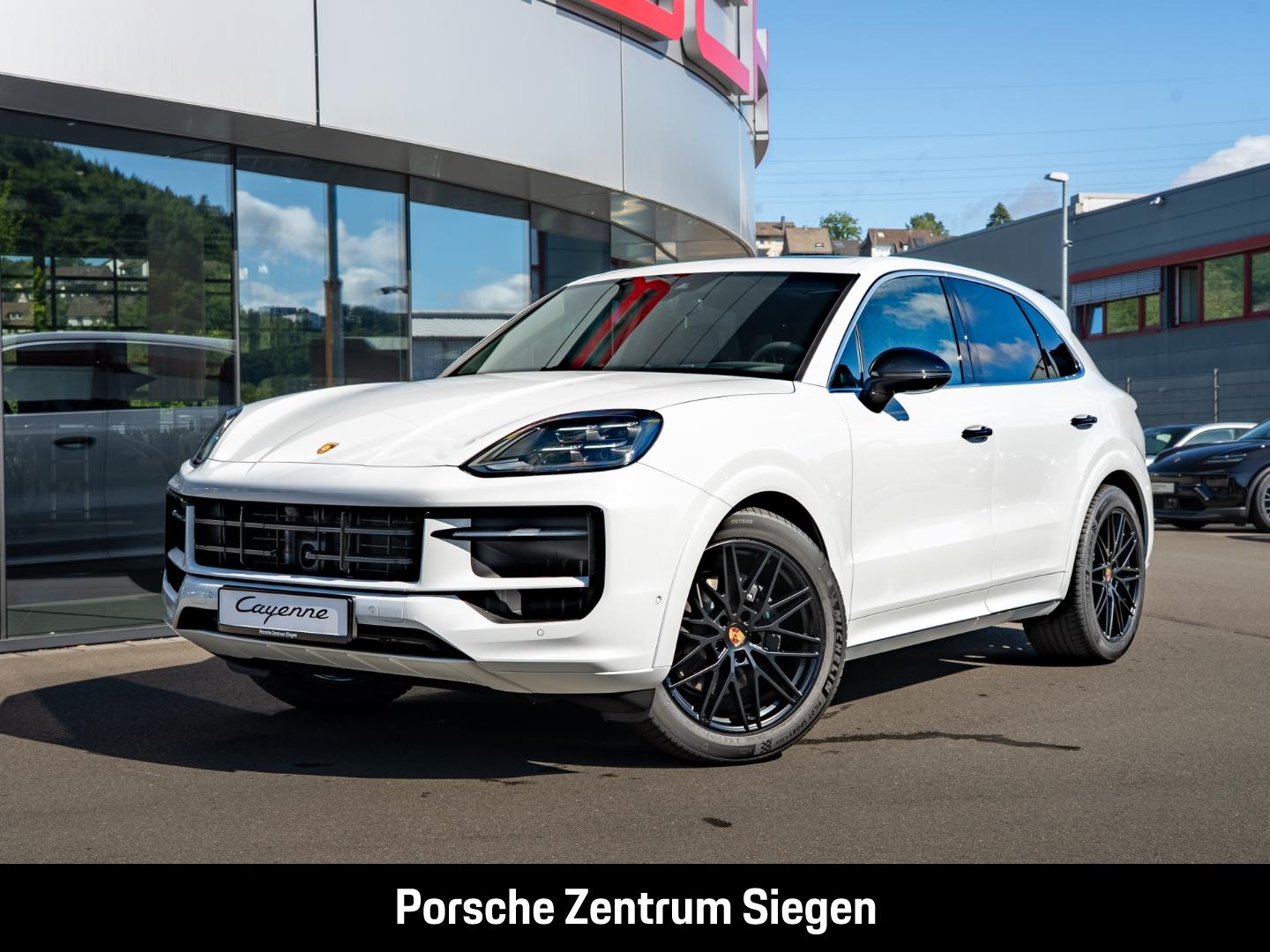 Porsche Cayenne Pano/Sport Design/AHK/Hinterachslenkung/