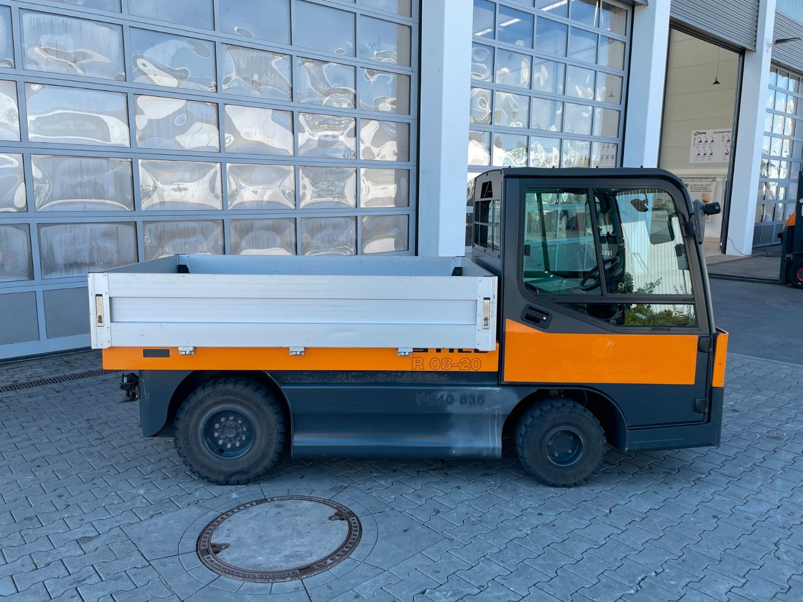 Fahrzeugabbildung Andere Still R08-20 / nur 558h! / 2024 / 2.000kg