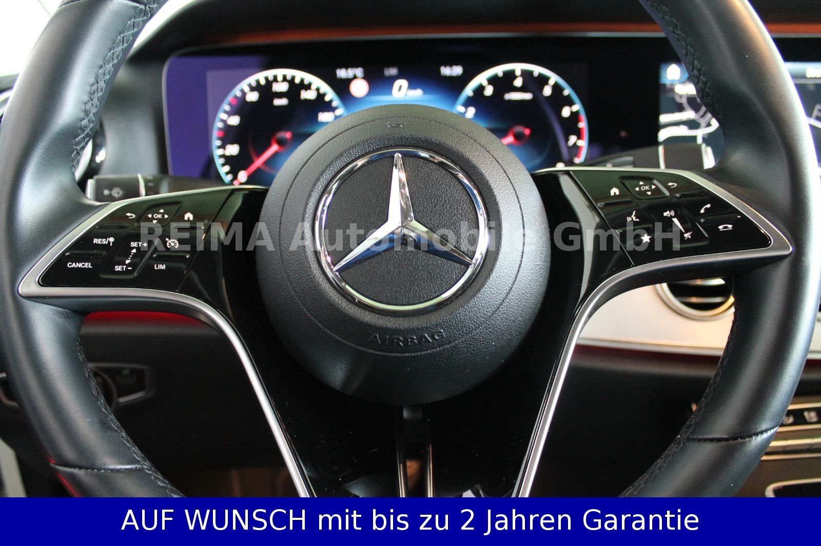 Fahrzeugabbildung Mercedes-Benz E 450 Limo  4Matic, LED, 360°, 20", Leder
