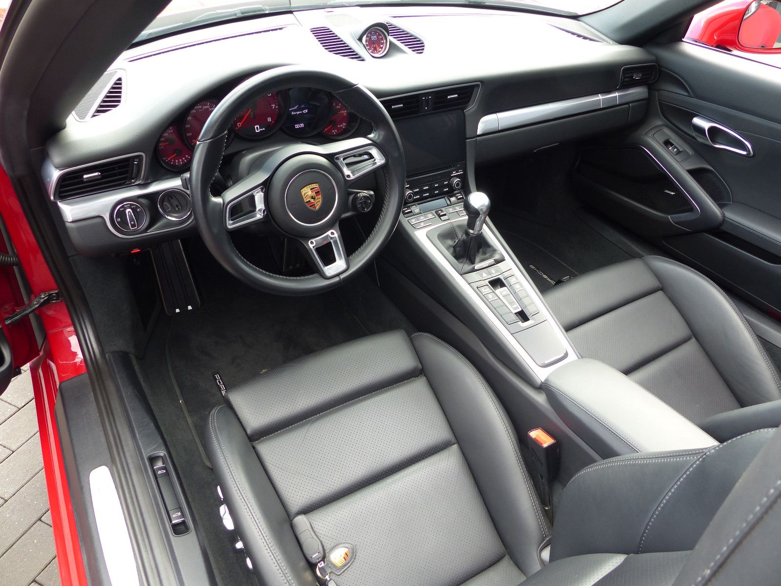 Fahrzeugabbildung Porsche 991.2 Targa 4S *Schalter*