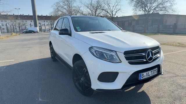 Image of Mercedes-Benz GLE 350