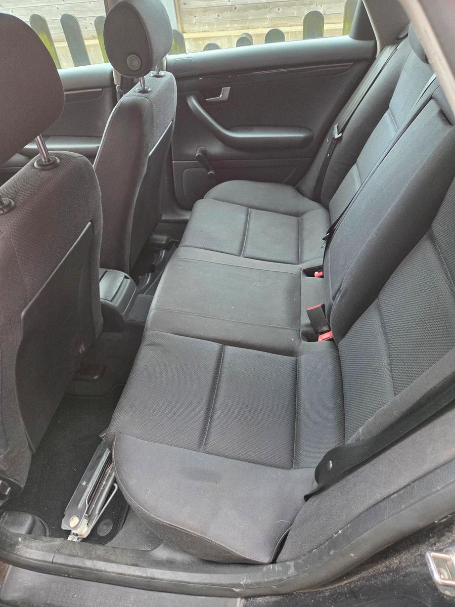 Audi A4 2004 — engine 101 HP (74kW)