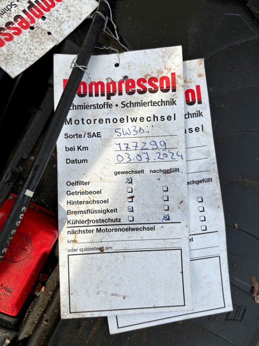 Fahrzeugabbildung Mercedes-Benz B 180 BE Klima PDC 1.HAND SPORTLENKRAD Sitzhzg