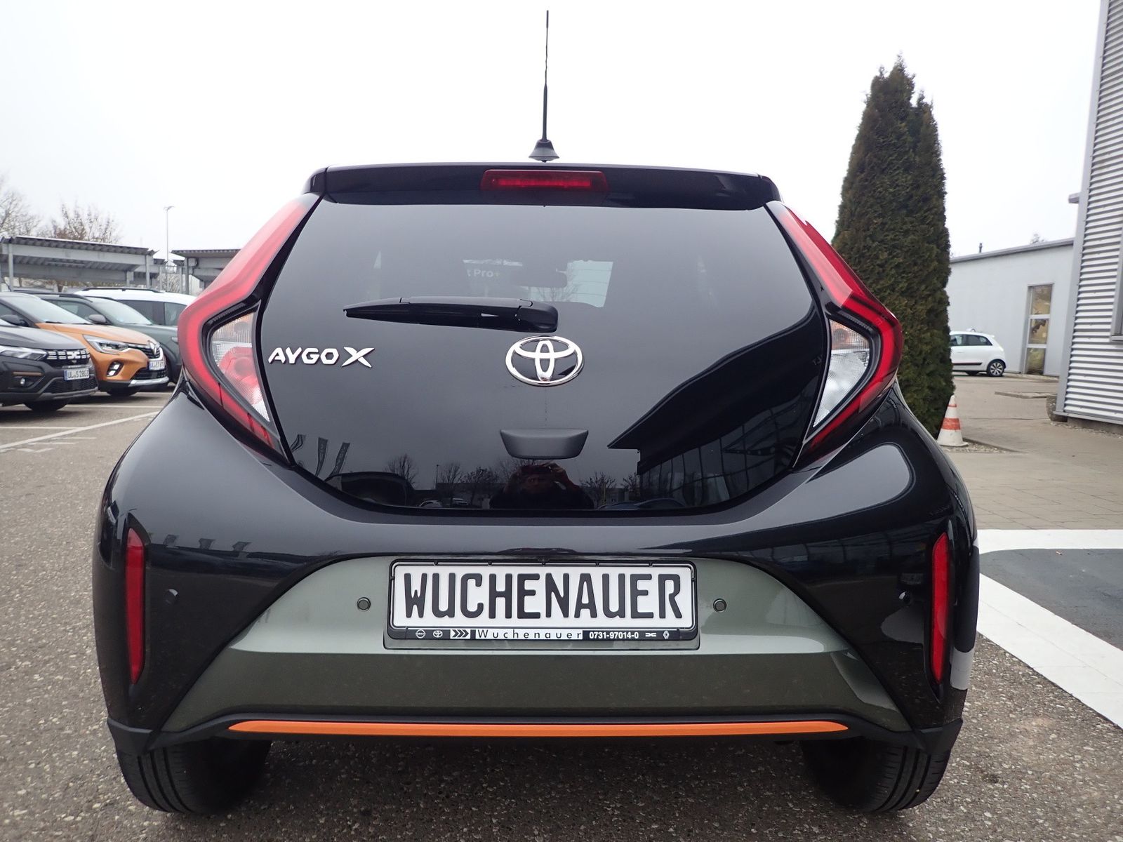 Fahrzeugabbildung Toyota Aygo X Limited 1.0 5tg. AT