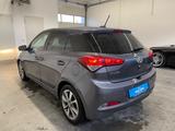 Hyundai i20 1.4 Gold YES!*R-KAM*PDC*R-KAM*W-Paket* SHZ+L - Hyundai i20: 1.4