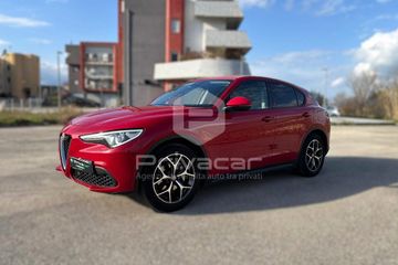 Alfa-Romeo Stelvio - 1