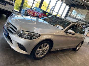 Mercedes-Benz C 220d T-Modell 4Matic *1.HAND*19%*NAVI*LED*