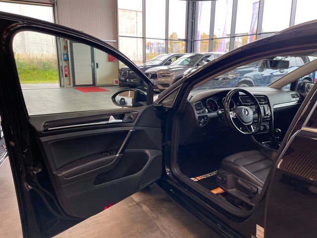 MYAUTOCENTER – Gebraucht- und Jahreswagen mit Werkstattservice in Pfaffenhofen Volkswagen Golf VII Variant Highline BMT *1. Hand*Massage*