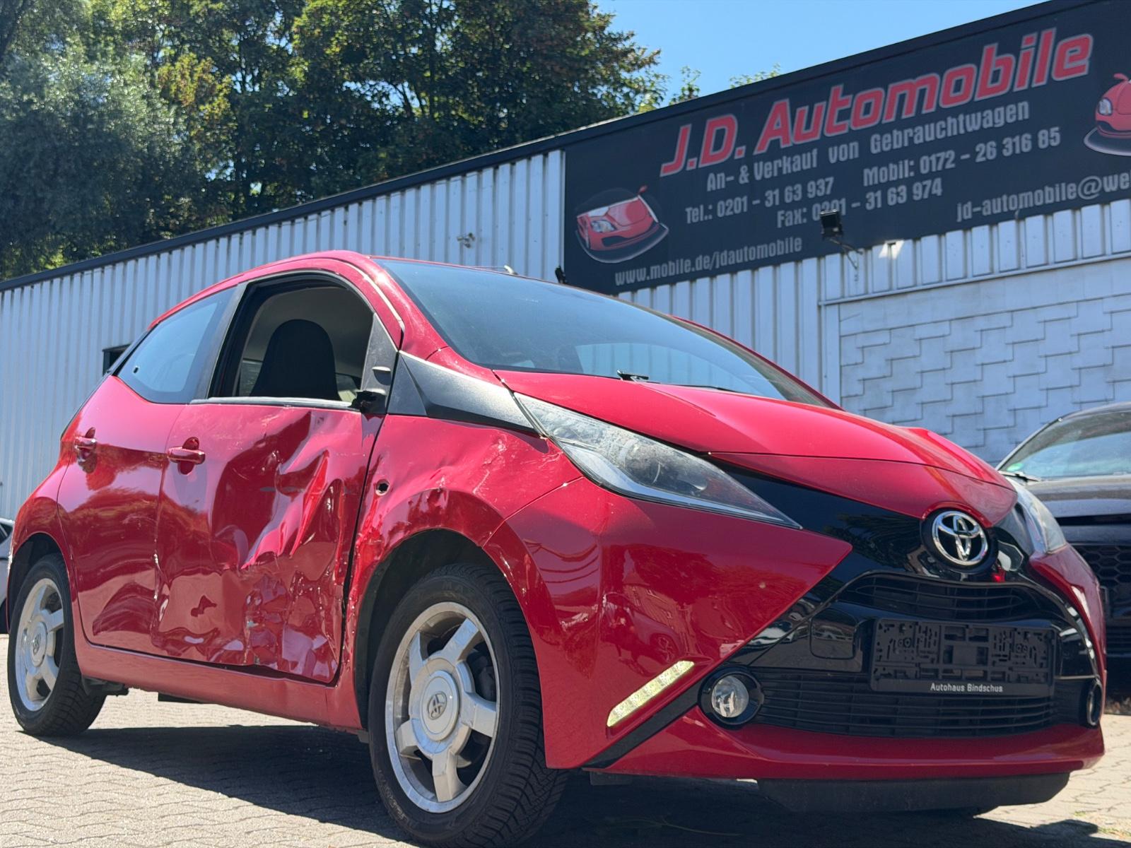 Toyota Aygo (X) 1,0-l-VVT-i x-play touch "Kamera/Klima"