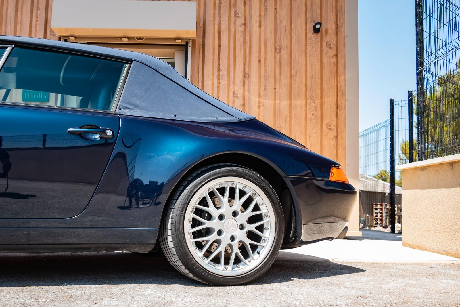 Porsche 993 Carrera Cabriolet