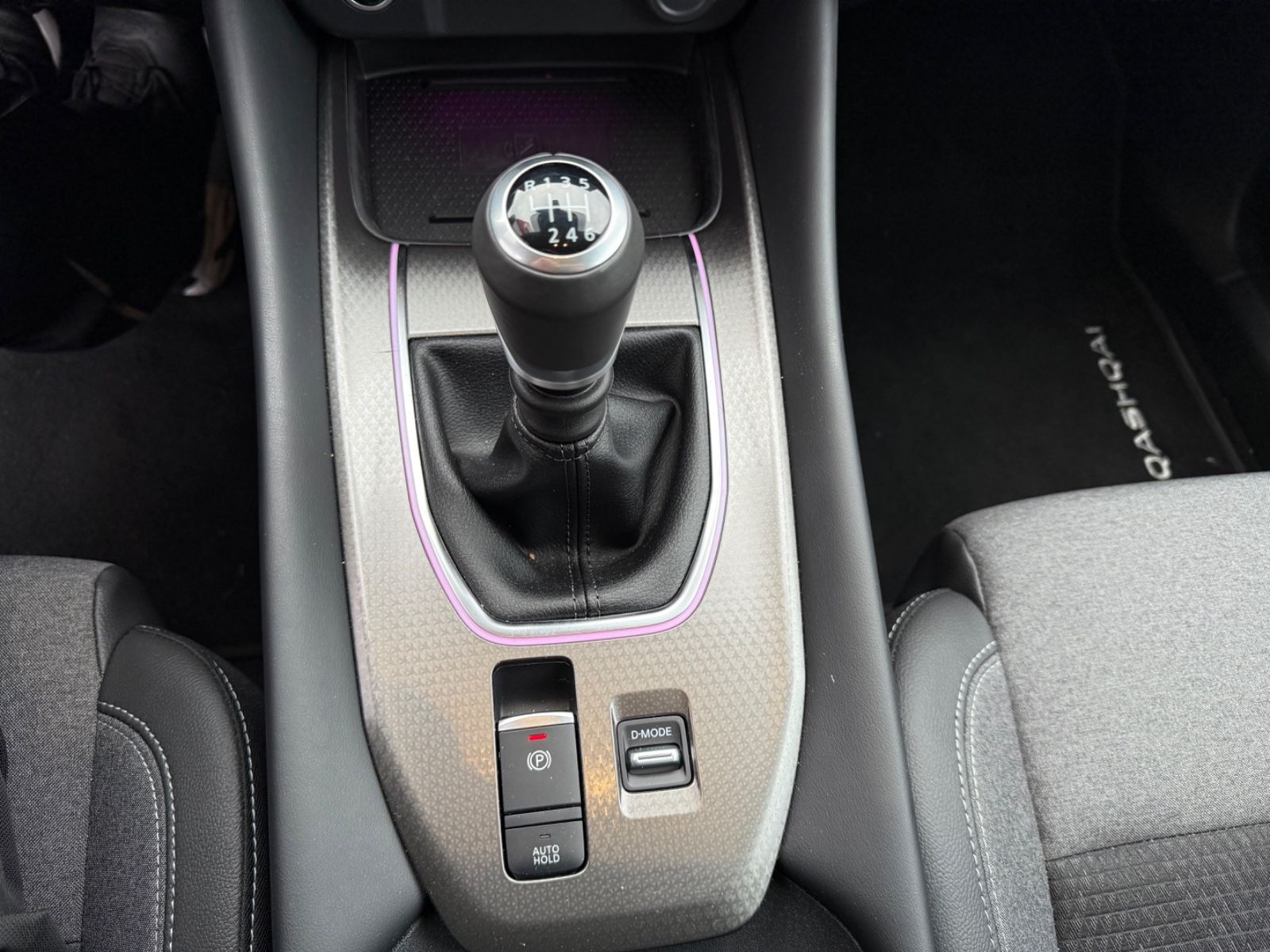 Fahrzeugabbildung Nissan Qashqai N-Connecta Winter Komfort 360°