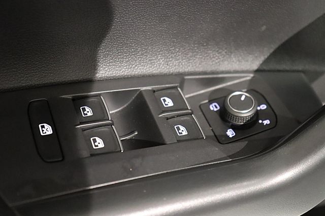 Polo Life GOAL 1.0 TSI LED NAVI PDC FREISP. TEMP