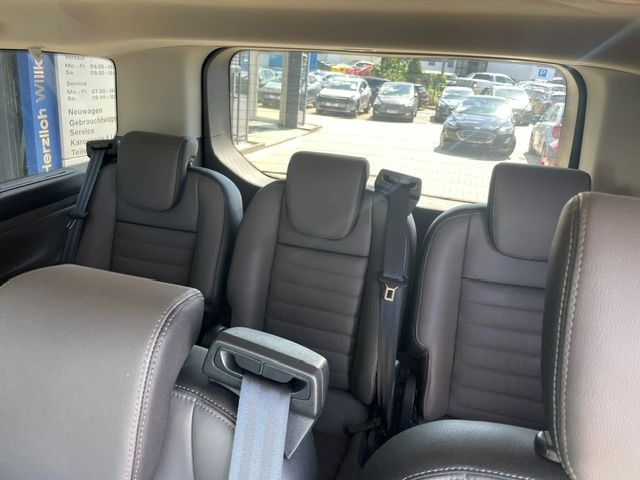 Fahrzeugabbildung Ford Tourneo Custom 320 L1 Titanium X Kamera AHK
