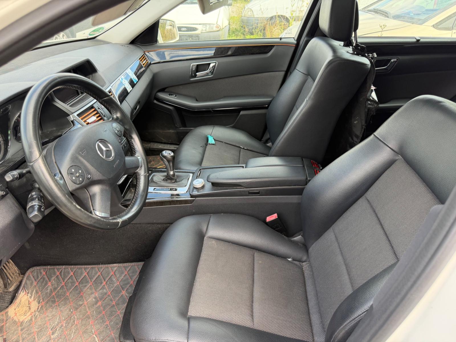 Mercedes-Benz E200 2010 — photo 5