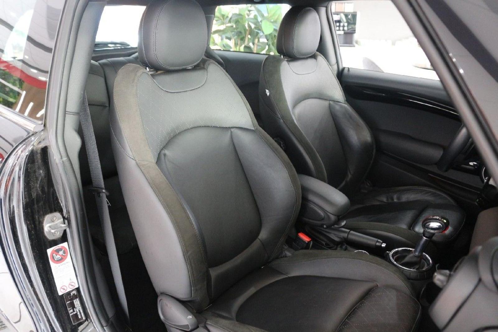 MINI COOPER_S  - Automatik-LED-Leder-Pano-Navi