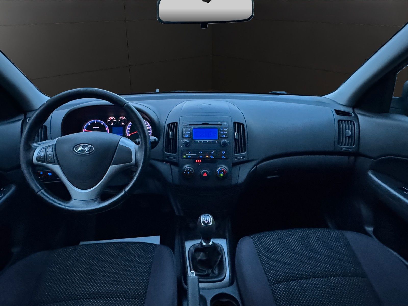 Fahrzeugabbildung Hyundai i30 CW 1.6 CRDi 66 kW Edition20