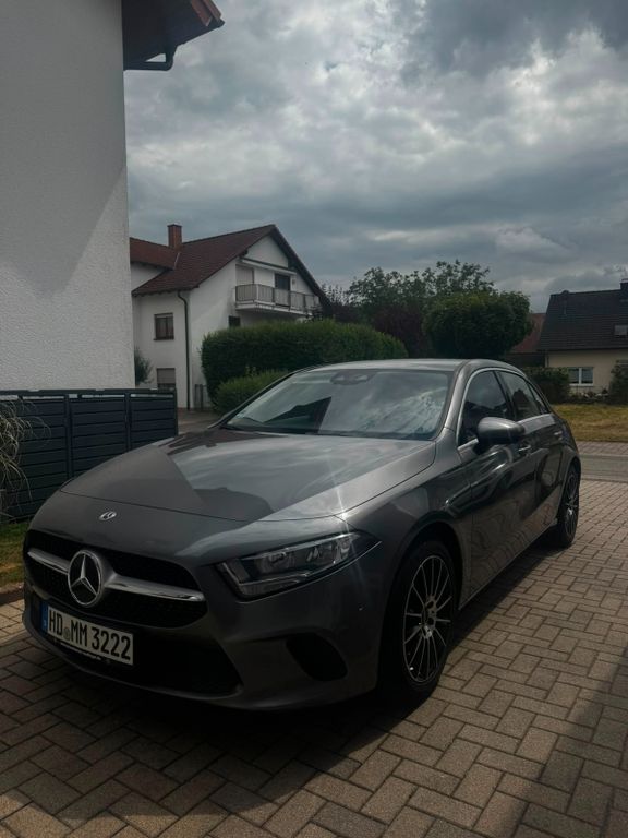 Image of Mercedes-Benz A 180