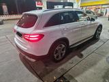 Mercedes-Benz GLC 250 d 4MATIC Autom. - HUD, Pano, 360°, Distr - Mercedes-Benz GLC 250 Gebrauchtwagen in Hamburg