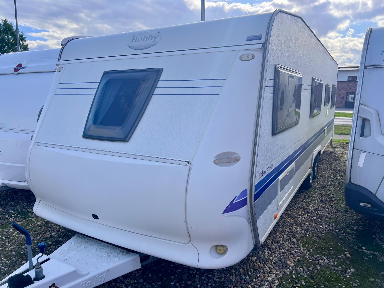 Hobby 720 UKFe Etagenbett Klima Mover Vorzelt
