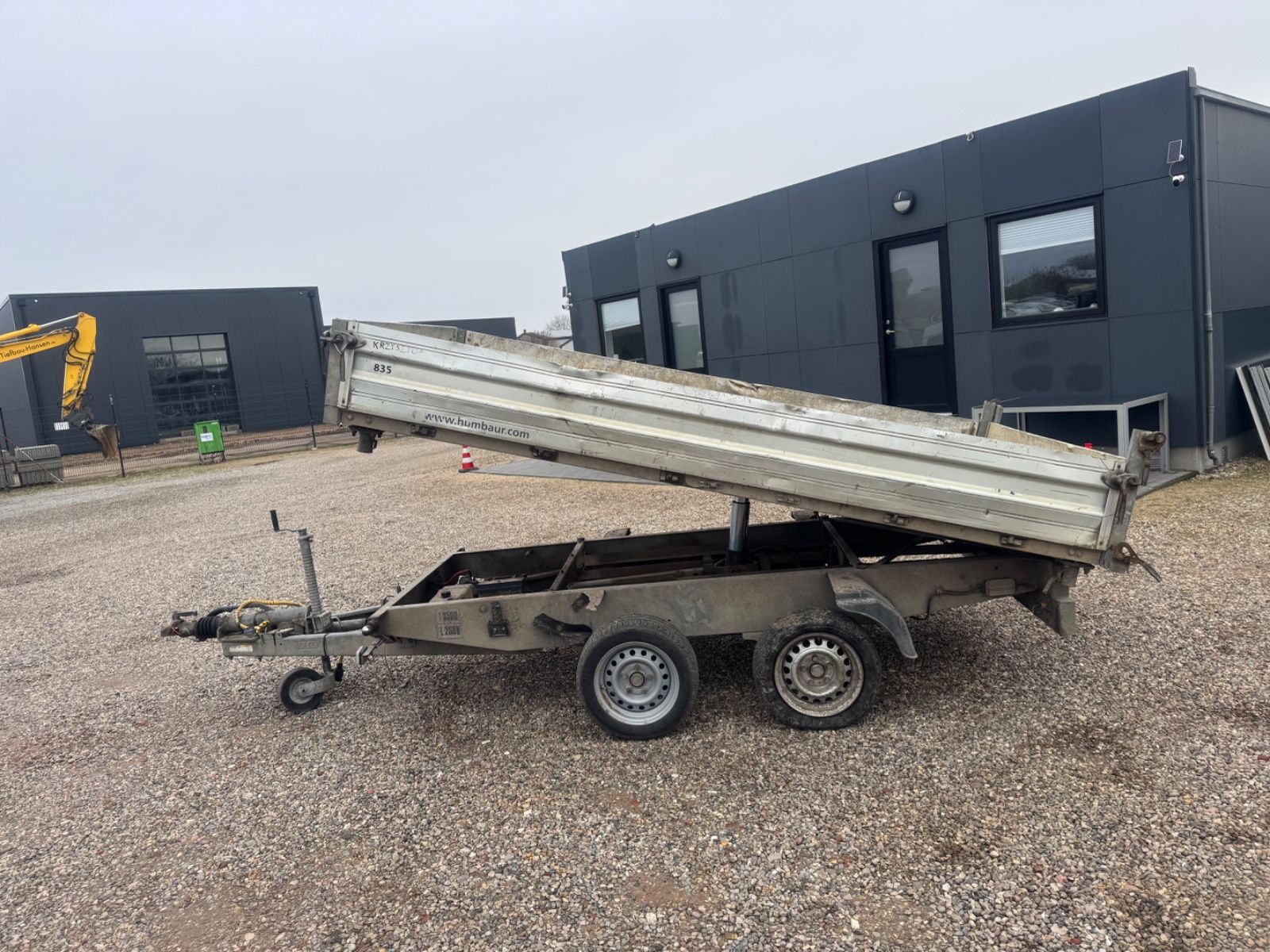 Fahrzeugabbildung Humbaur HTK 3500