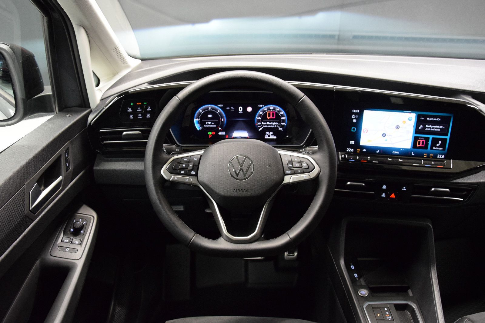 Fahrzeugabbildung Volkswagen Caddy Style Maxi Navi LED ACC 7 Sitze