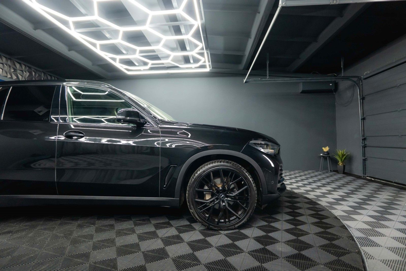 Fahrzeugabbildung BMW X5 xDrive 30d Sport Shadow | ACC | LED | Live CP