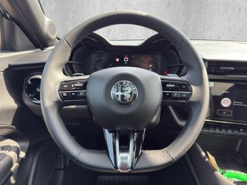 Alfa Romeo Junior Ibrida Speciale 1.2 VGT *PANORAMADACH*