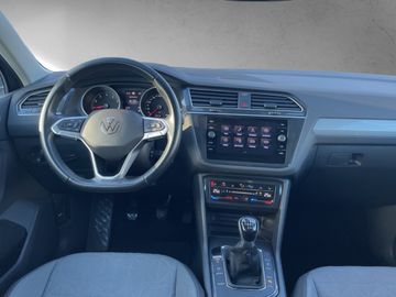Volkswagen Tiguan 1.5 TSI Life NAVI ACC PDC SHZ LED ALU