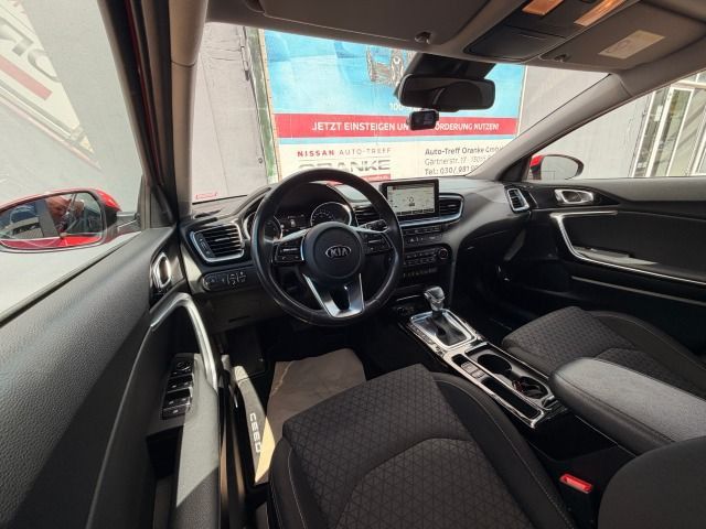 Fahrzeugabbildung Kia Ceed 1.6 CRDi Kombi Automatic Navi*Technol.Paket